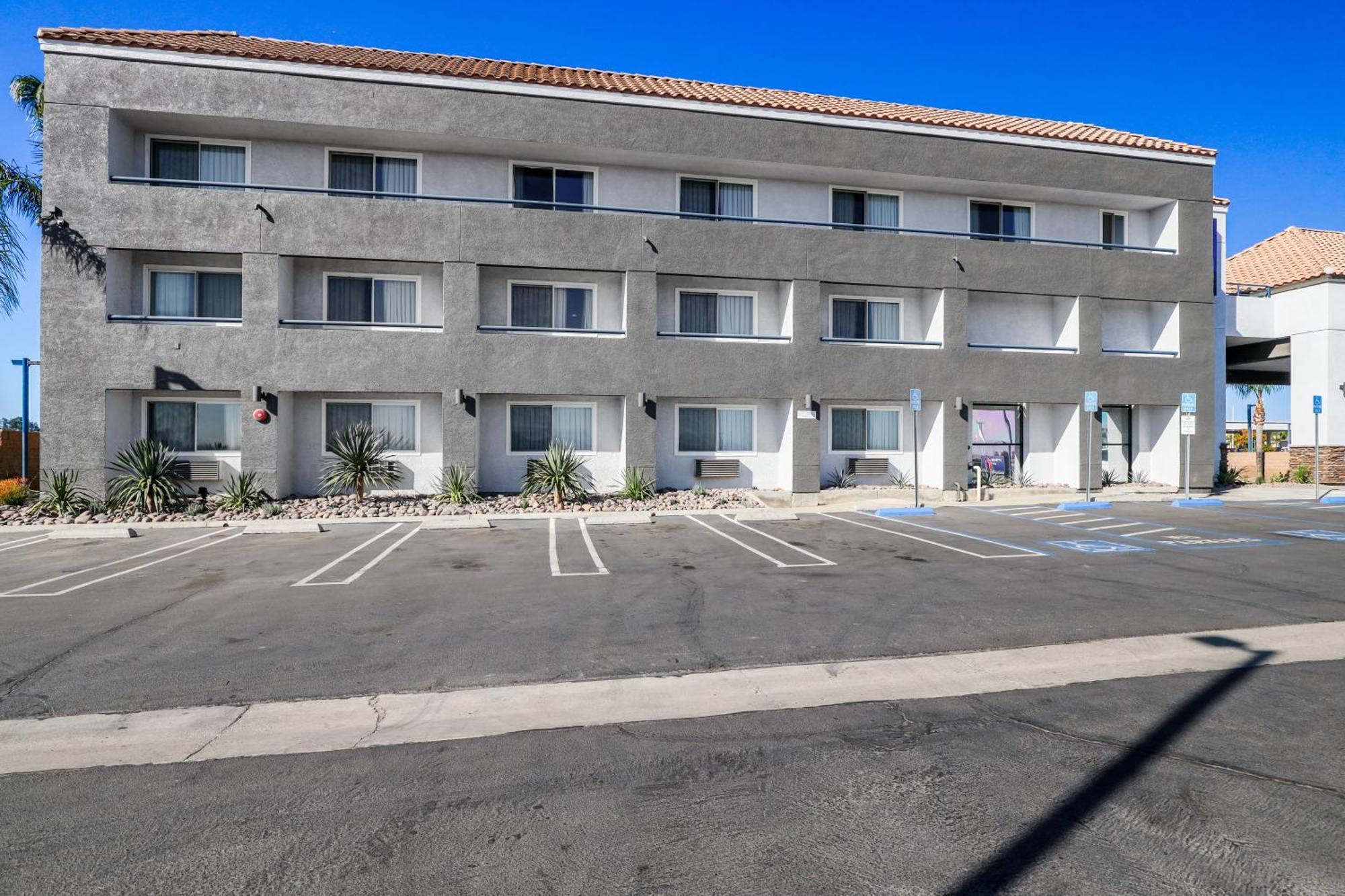 Studio 6 Suites Perris, Ca Eksteriør bilde