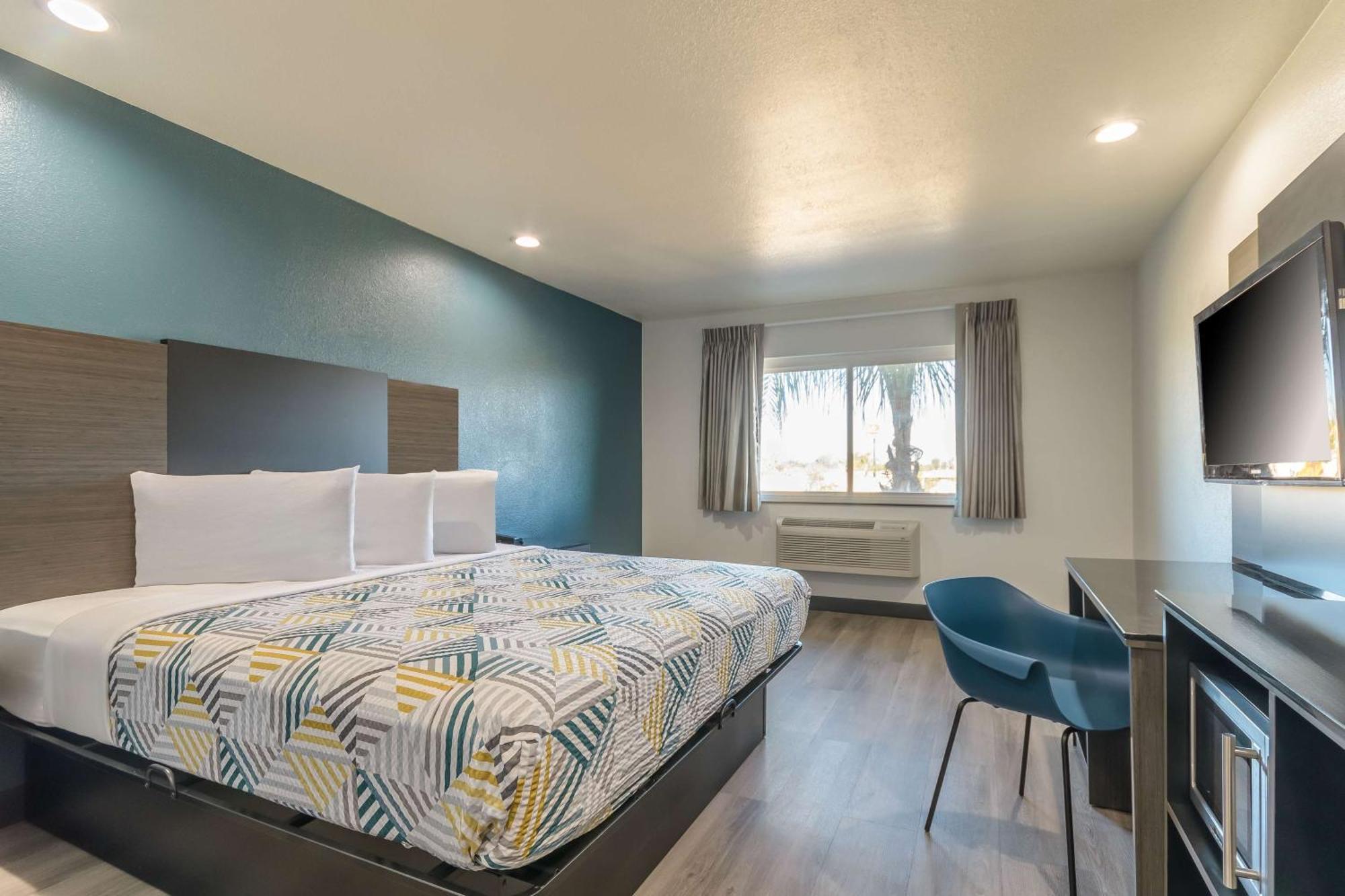 Studio 6 Suites Perris, Ca Eksteriør bilde
