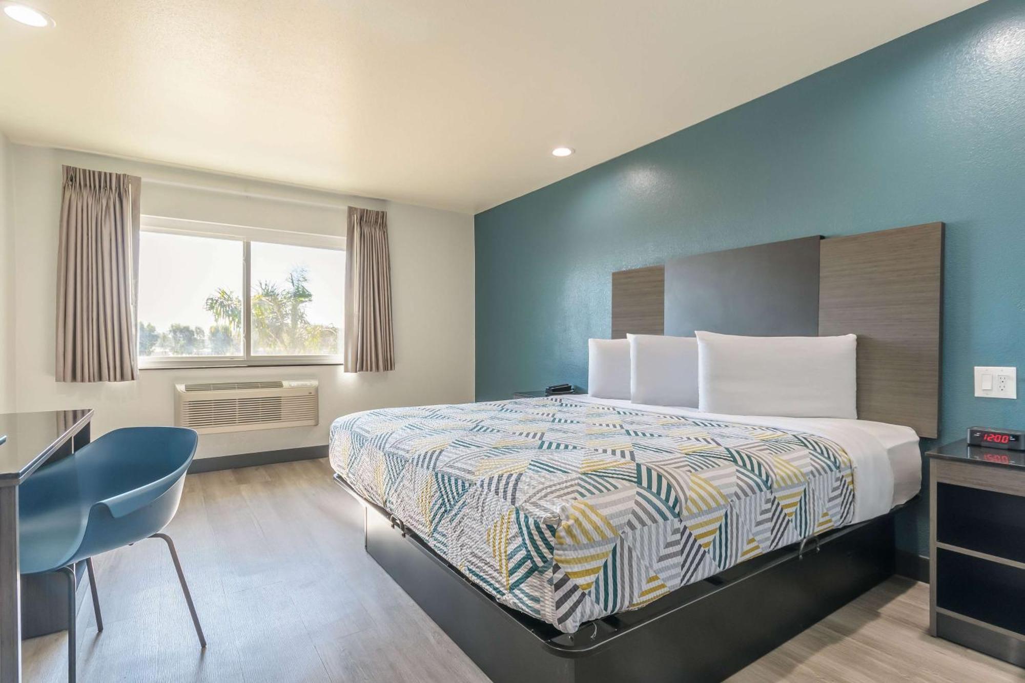 Studio 6 Suites Perris, Ca Eksteriør bilde
